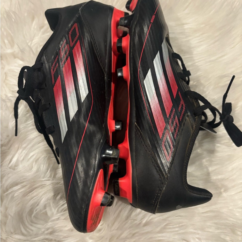 adidas F50 Club FG/MG Firm Ground Soccer Cleat